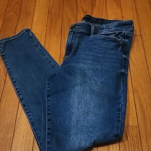 Lucky Brand Dark Blue Women's Skinny Jeans.